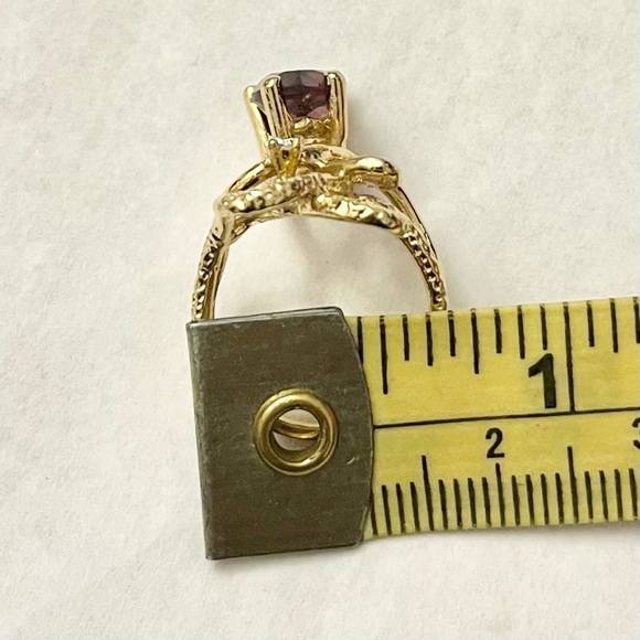 Unique Fashion Ring - Picture 3 of 3